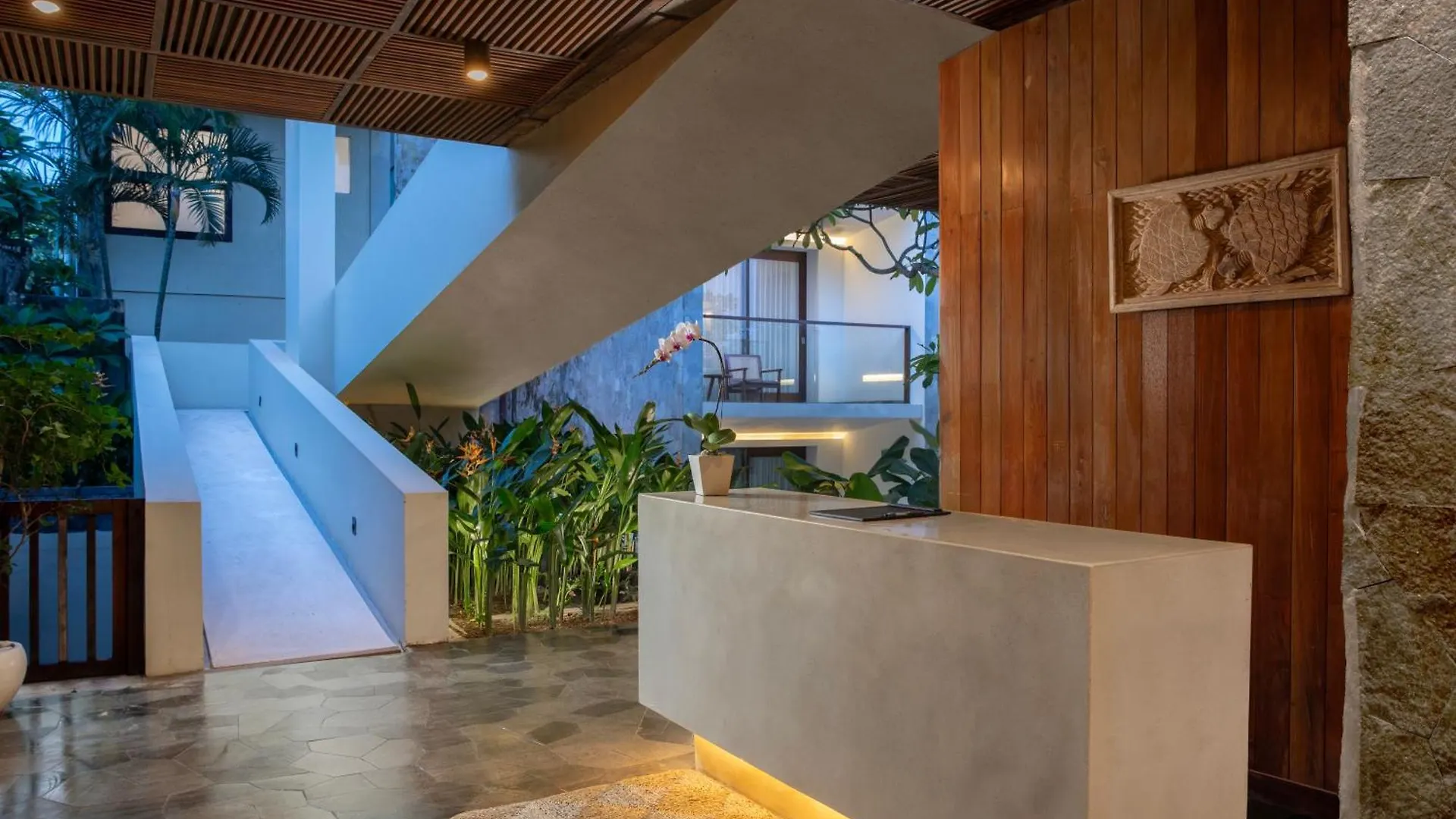 Dialoog Seminyak Hotel