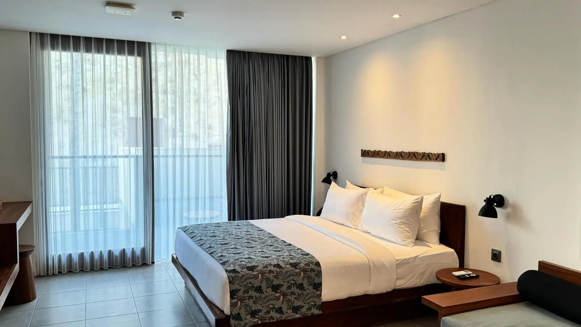Dialoog Seminyak Hotel