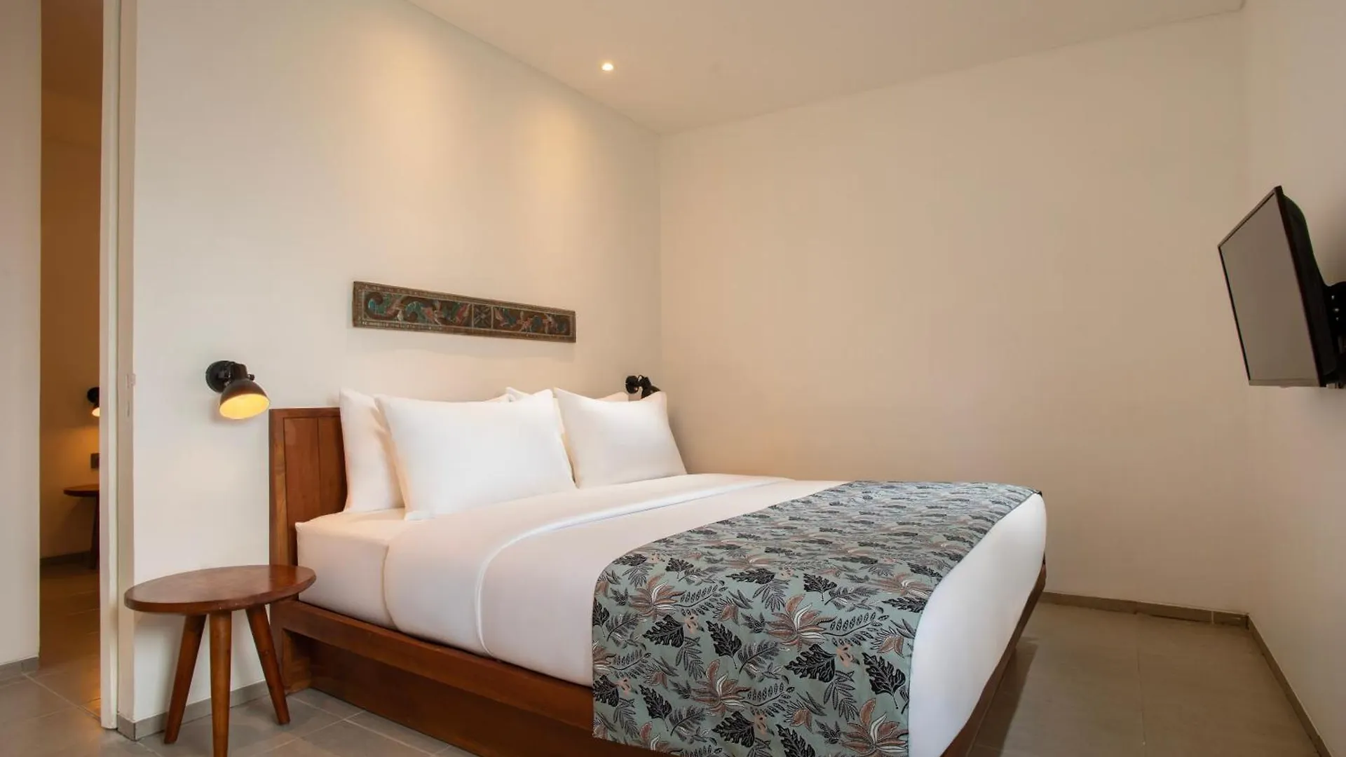 Dialoog Seminyak Hotel