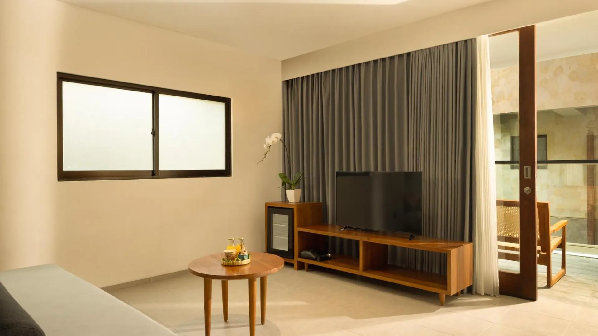 Hotel Dialoog Seminyak 0*,